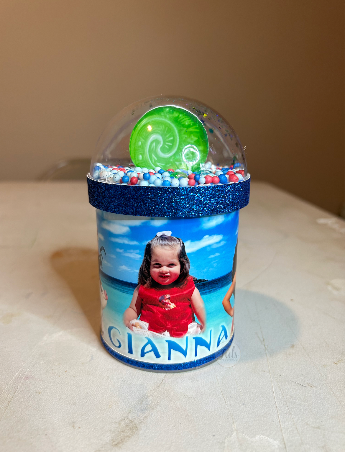 Moana Pringle Shaker